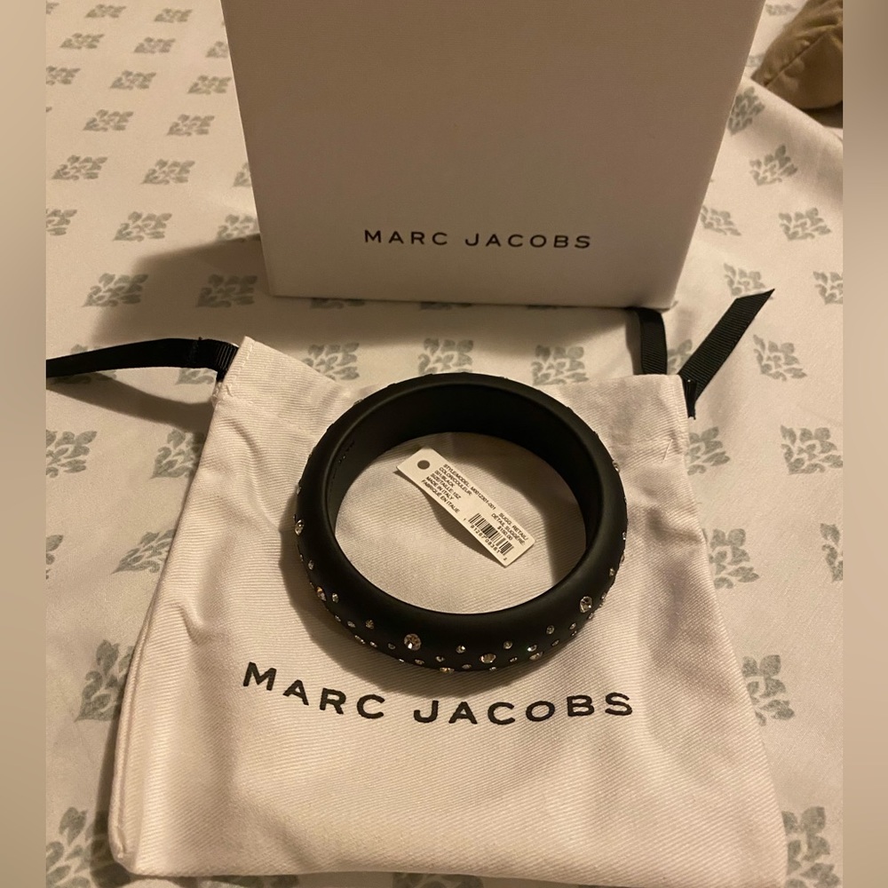 Marc Jacobs Bangle with crystals